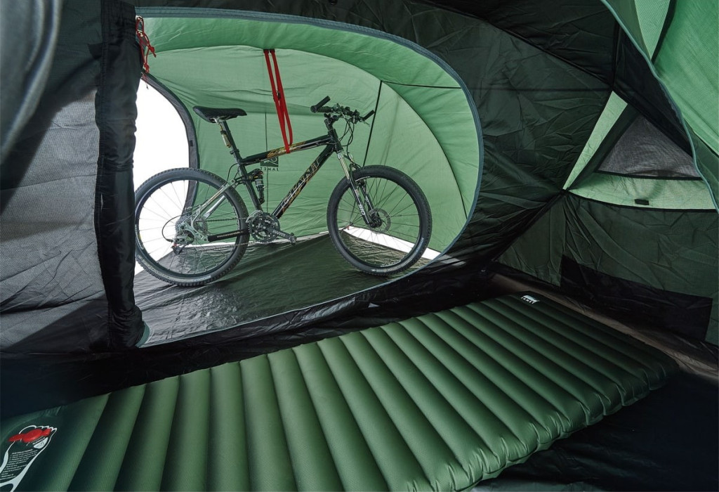 camping tent for 12 person Instant Cabin with Full Rainfly iKamper Skycamp 2X Insulation 60cm Size:250mm D x 445mm L x 1720mm W With a 16 x